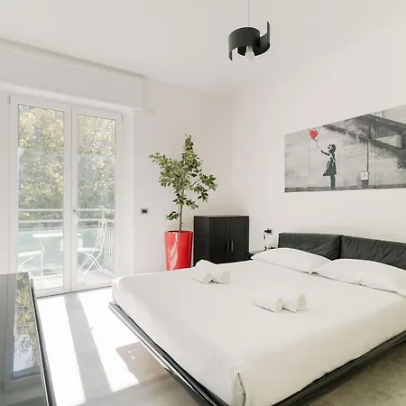 Navigli Modern Hub - 3 Matrimoniali E 2 Bagni Διαμέρισμα