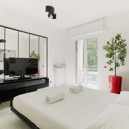 Navigli Modern Hub - 3 Matrimoniali E 2 Bagni ミラノ