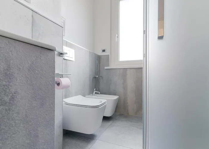 Navigli Modern Hub - 3 Matrimoniali E 2 Bagni Apartment *